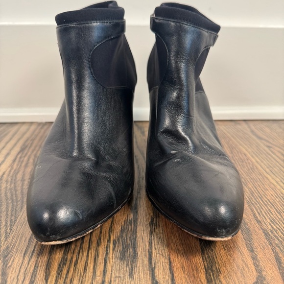 Taryn Rose Tampa Black Leather Pointed Toe Heeled Booties size 8 - Picture 3 of 7